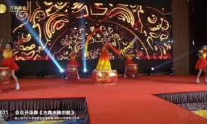 自律中彰显万甲韧性 合作中​尽现​行业风范